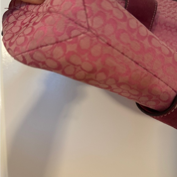 COACH Pink monogram canvas leather shoulder bag purse 12x7x3" suede. - Picture 9 of 15